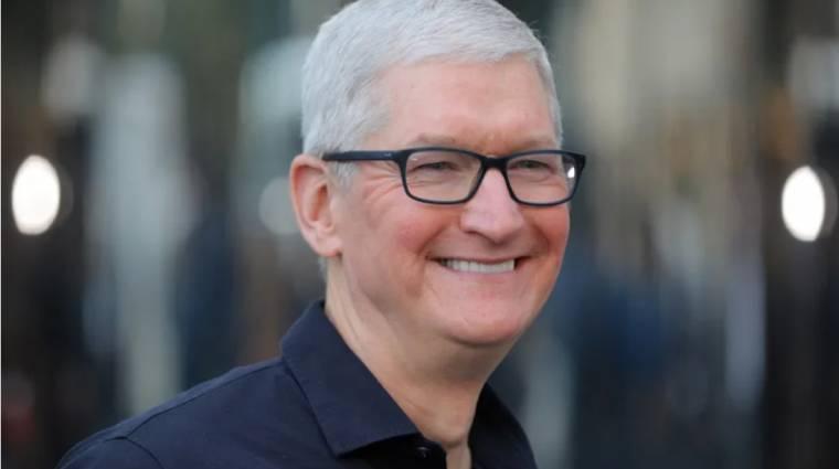 Tim Cook apjának életét egy Apple Watch mentette meg.