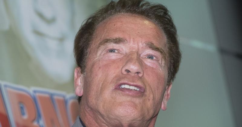 Arnold Schwarzenegger igazi Télapóvá avanzsált – nézd meg a lenyűgöző fotókat!