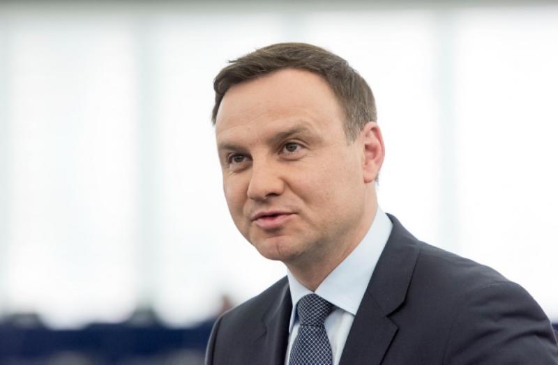 Andrzej Duda kijelentette, hogy az Egyesült Államok továbbra is megőrzi katonai jelenlétét Lengyelország területén.