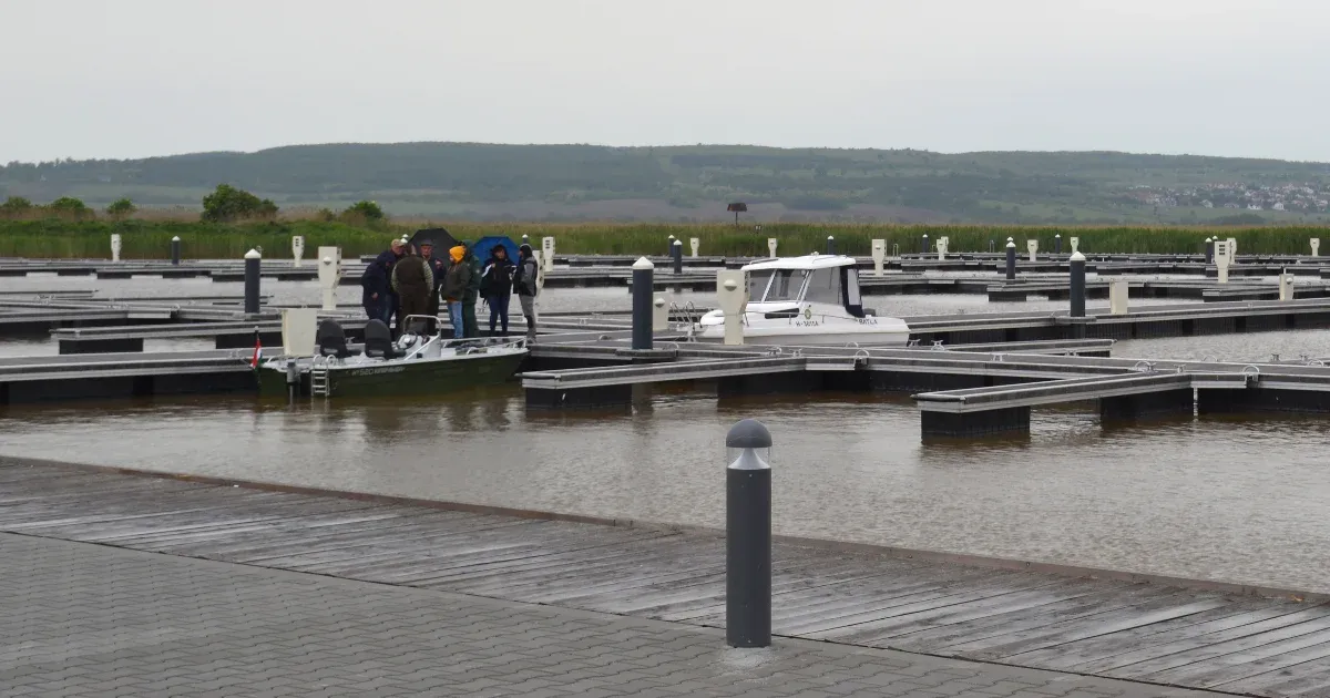A Fertő part kapui megnyíltak, de vajon valóban így van ez?