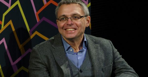 Minden jó, ha a vége jó – ismét írt a Dragománnal levelező érettségiző diák, és ezzel újabb izgalmas fejezetet nyitott a könyvek világában. A Könyves magazin friss híreivel és érdekességeivel várja az olvasókat!