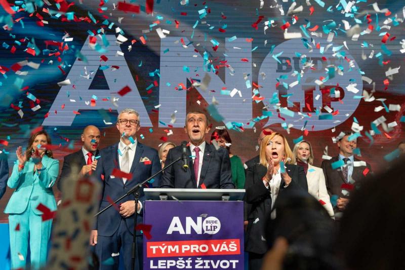 Andrej Babis, Orbán Viktor cseh szövetségese, máris az új kormány megalakításán fáradozik.